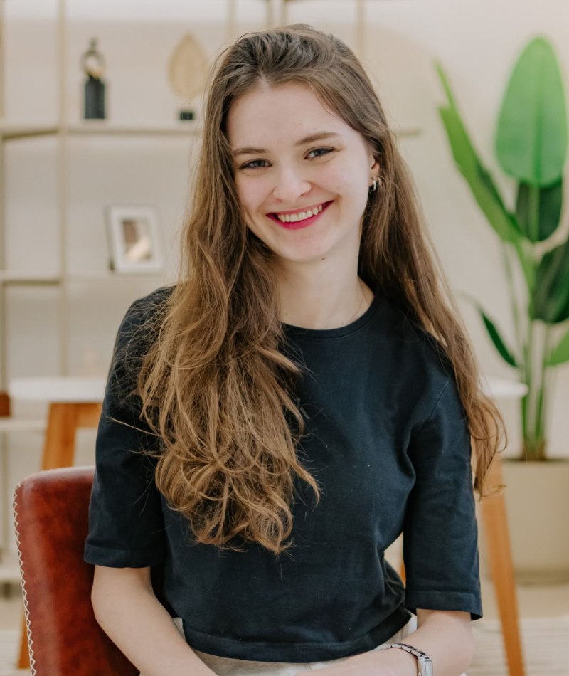 Ana Clara Cisneros Bardelin, psicóloga, em seu consultório